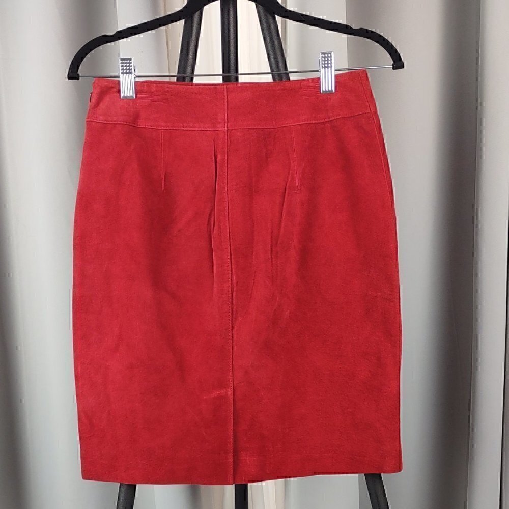 Express Women's Red Leather Skirt. Size 3/4 - Picture 4 of 8
